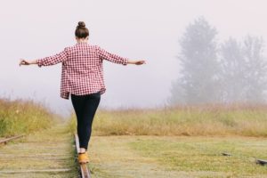 Caminhos para o equilíbrio de nossa vida emocional - Terapia - Longe de Casa